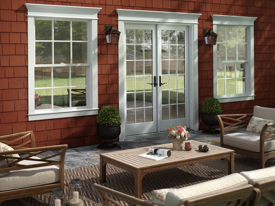 Patio with red shingles